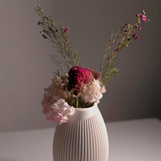 LINA L Design Vase