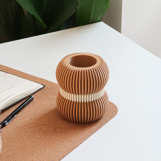 TRIS Pen Holder