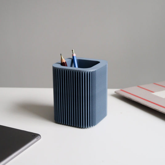 VANNA Pen Holder