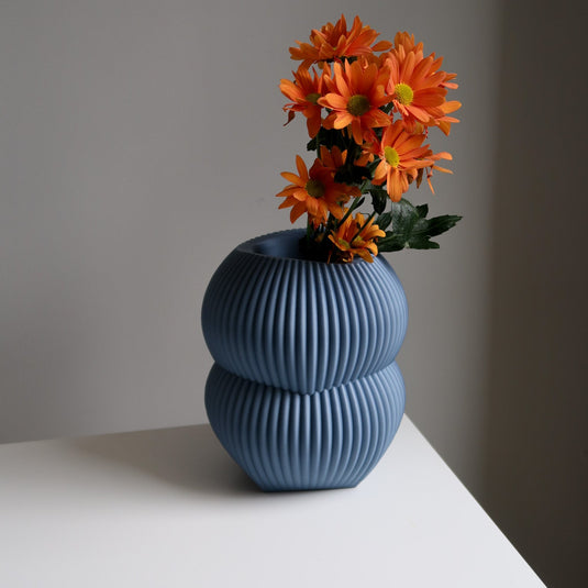 DENA Design Vase