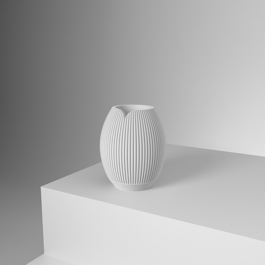 MAIE Design Vase