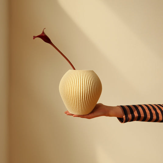 Dona Vase